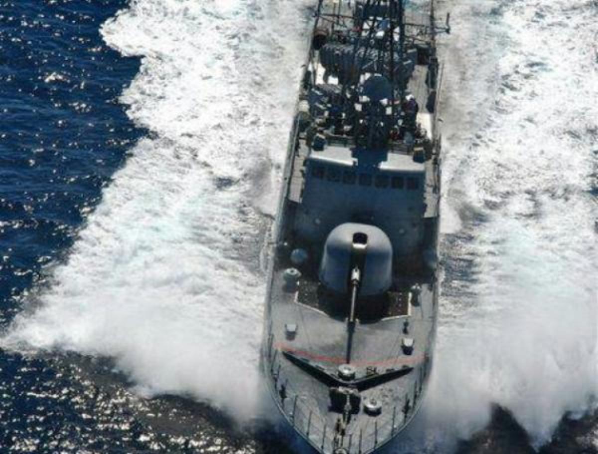 Στην κόψη του ξυραφιού Σκαραμαγκάς και Ελευσίνα