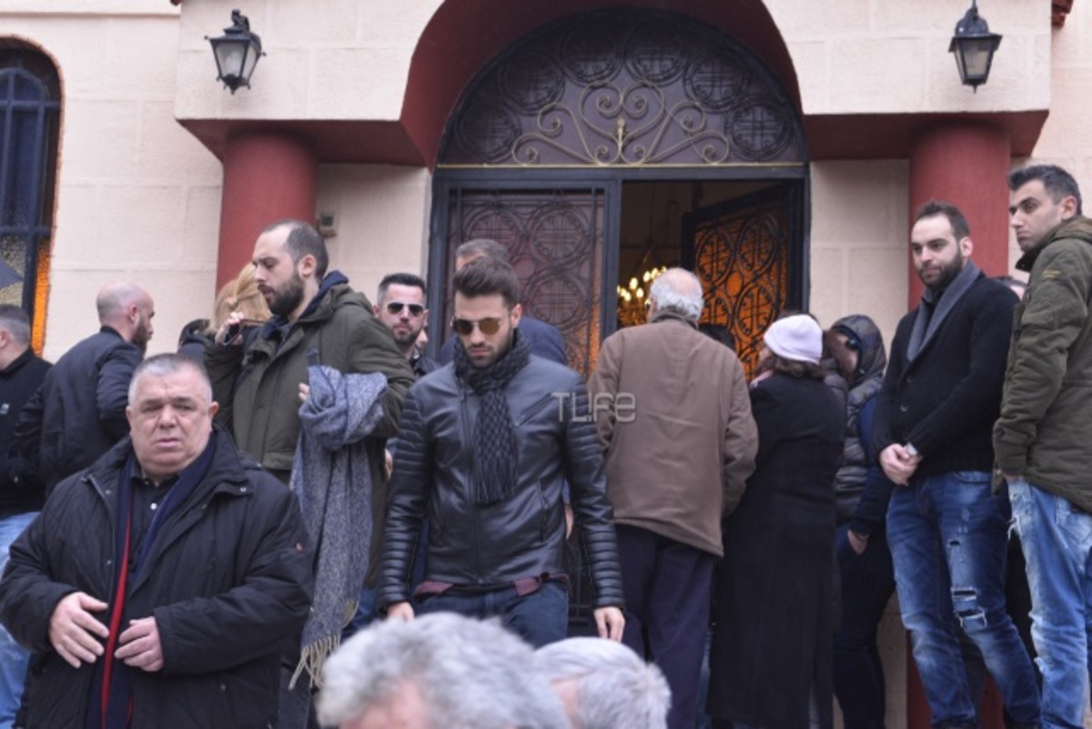 Κωνσταντίνος Αργυρός: Στο πλευρό της οικογένειας του Παντελή Παντελίδη στο μνημόσυνο [pics]