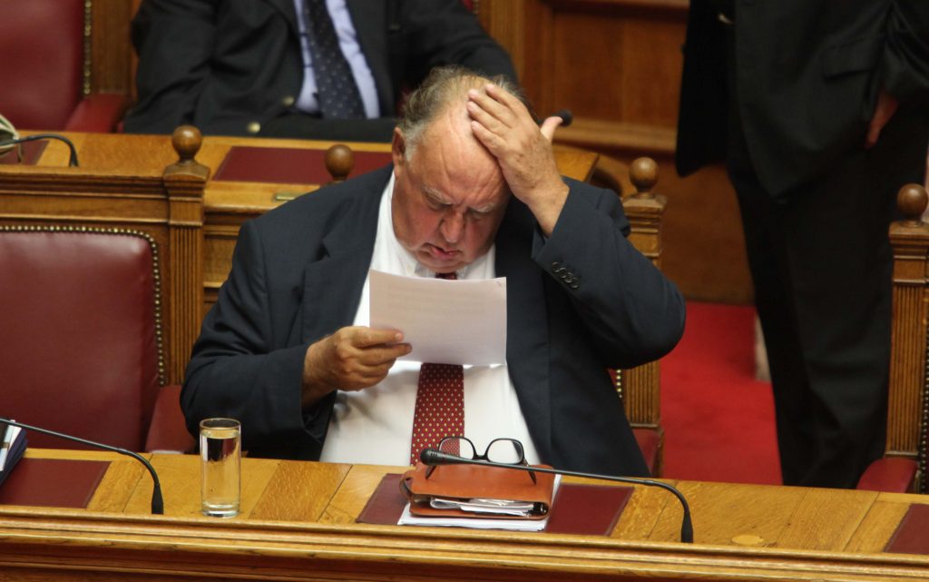 Πάγκαλος: «Γελοίο να παριστάνει ο κ. Τσίπρας τον πρωθυπουργό»