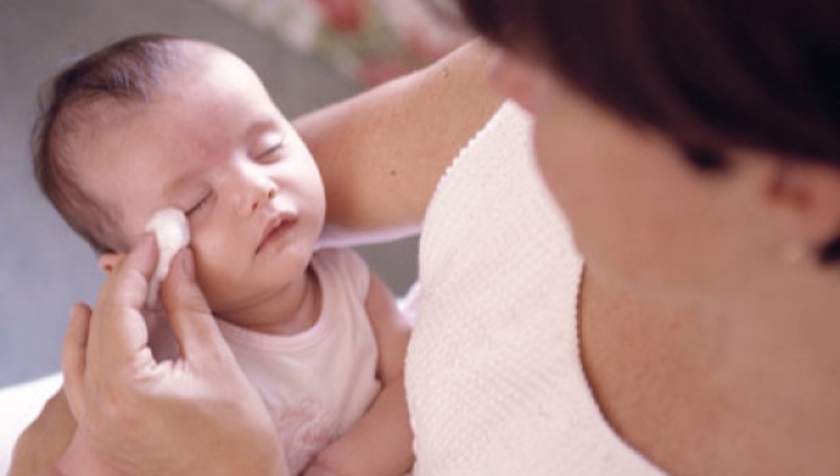 Τι πρέπει να κάνω 8 μέρες μετά τη γέννηση του παιδιού μου; Τι είναι η ονοματοδοσία;