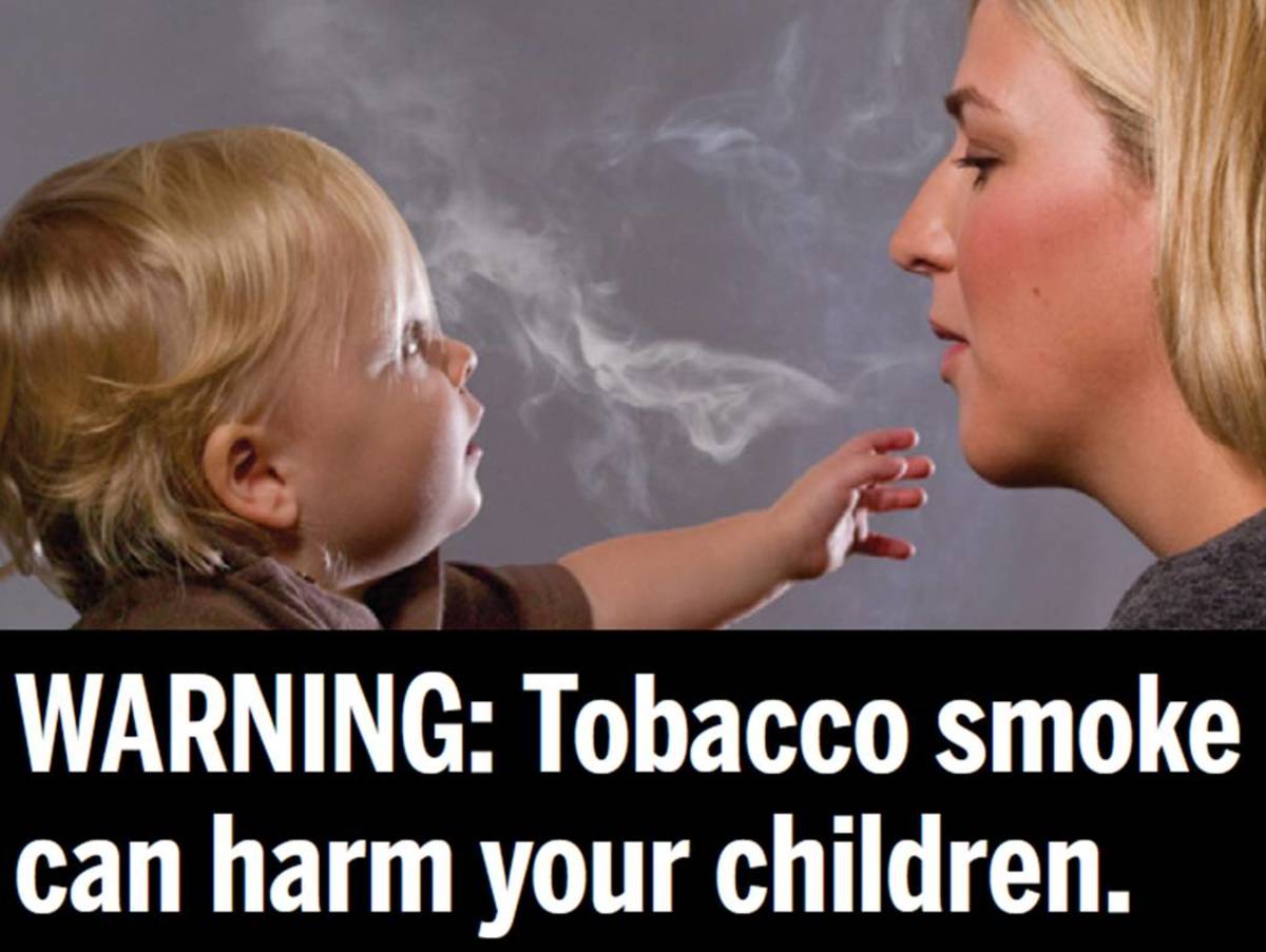 Παιδιά- παθητικοί καπνιστές, ακόμη και όταν δεν καπνίζουμε μπροστά τους