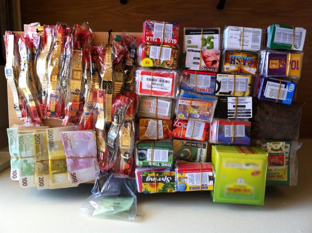 Χειροπέδες σε δύο Πακιστανούς για λαθρεμπόριο – ΦΩΤΟ