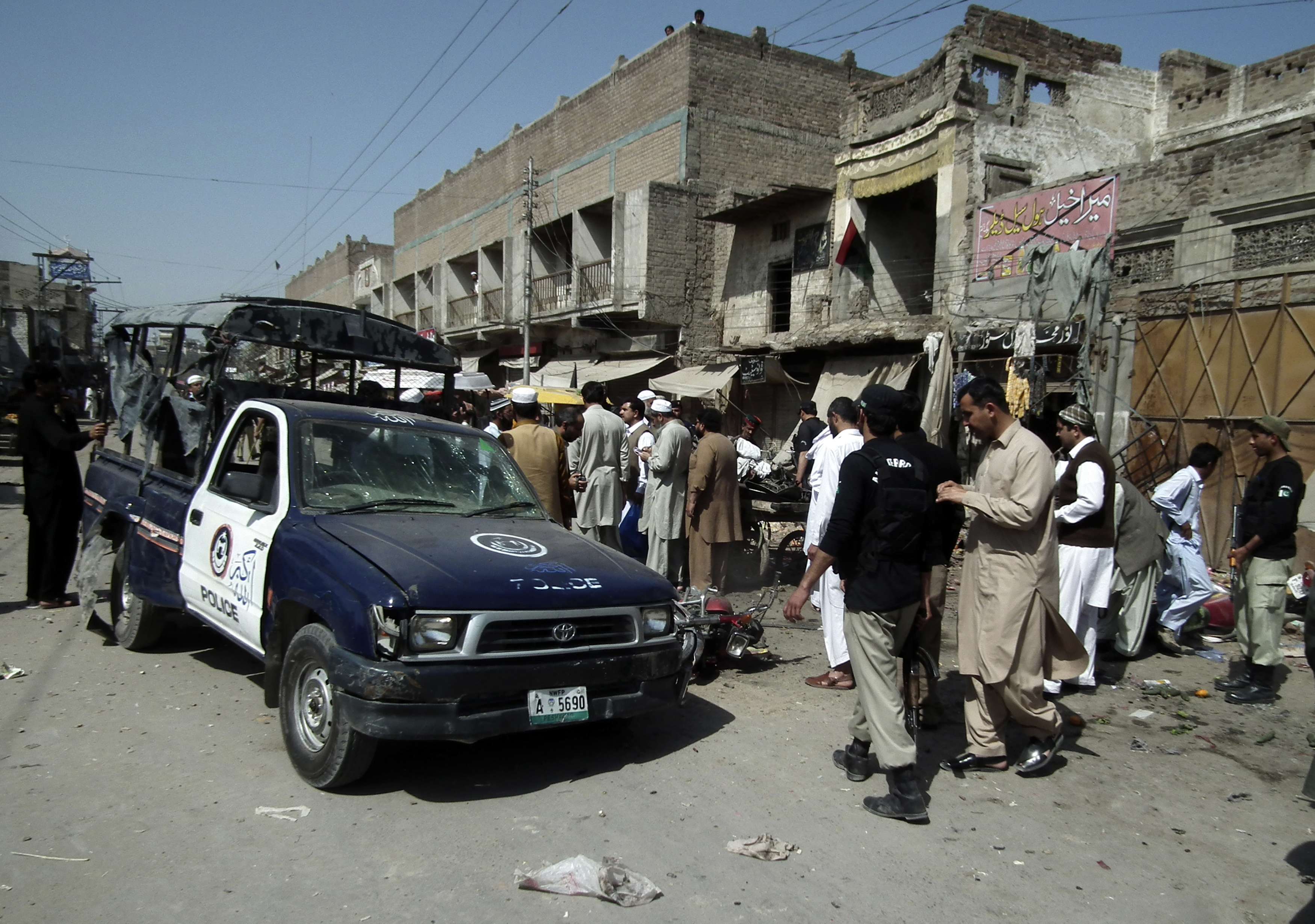 Πακιστάν: Τουλάχιστον 37 νεκροί σε αεροπορική επιδρομή εναντίον των Ταλιμπάν