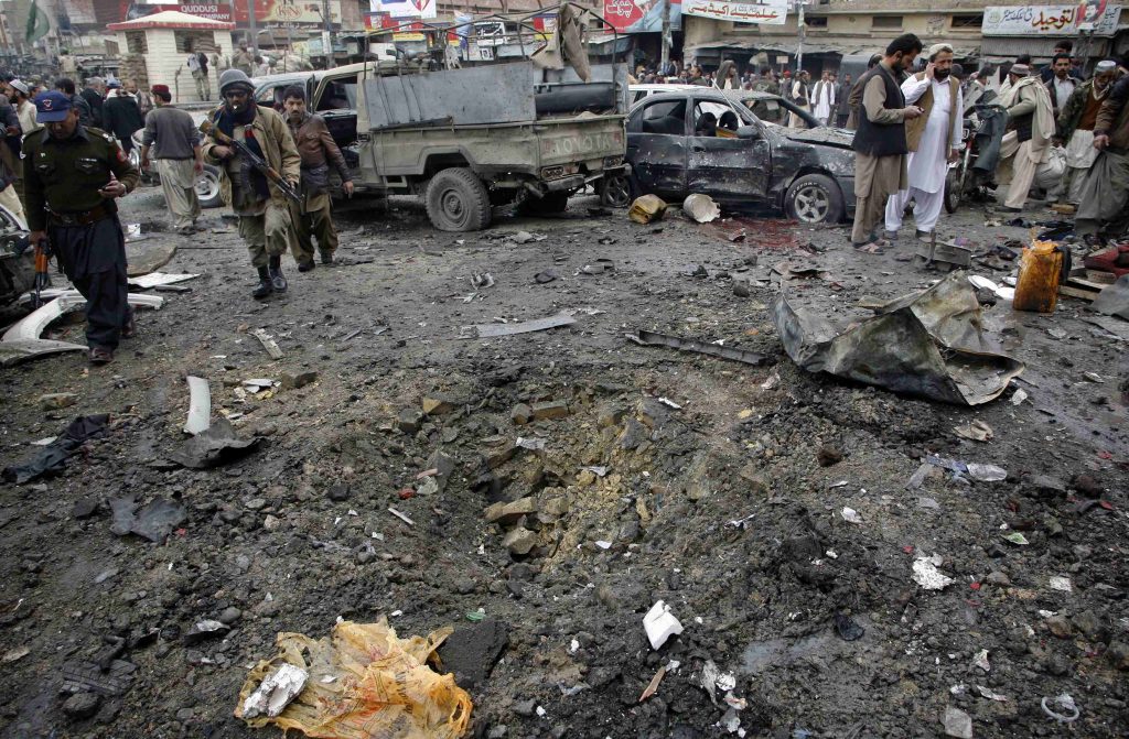 Έντεκα νεκροί από βομβιστική επίθεση στο Πακιστάν