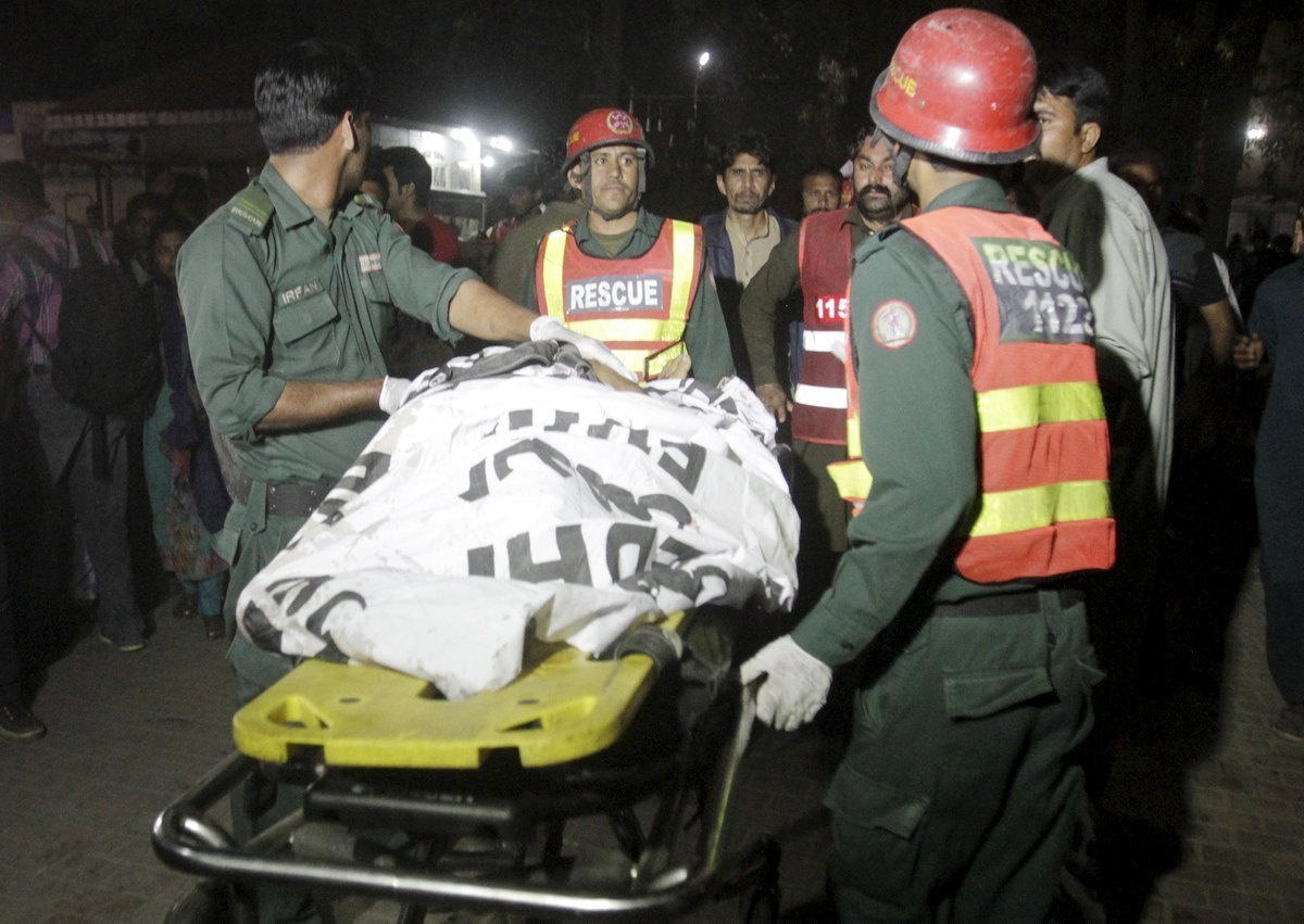 Ταλιμπάν πίσω από το μακελειό στο Πακιστάν: “Στόχος μας ήταν Χριστιανοί” – 65 νεκροί και 280 τραυματίες – ΣΚΛΗΡΕΣ ΕΙΚΟΝΕΣ
