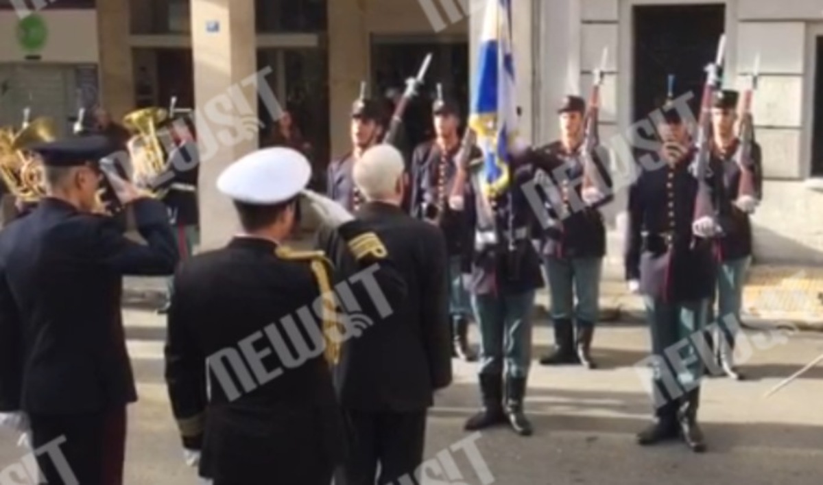 Παυλόπουλος ψέλνει εθνικό ύμνο