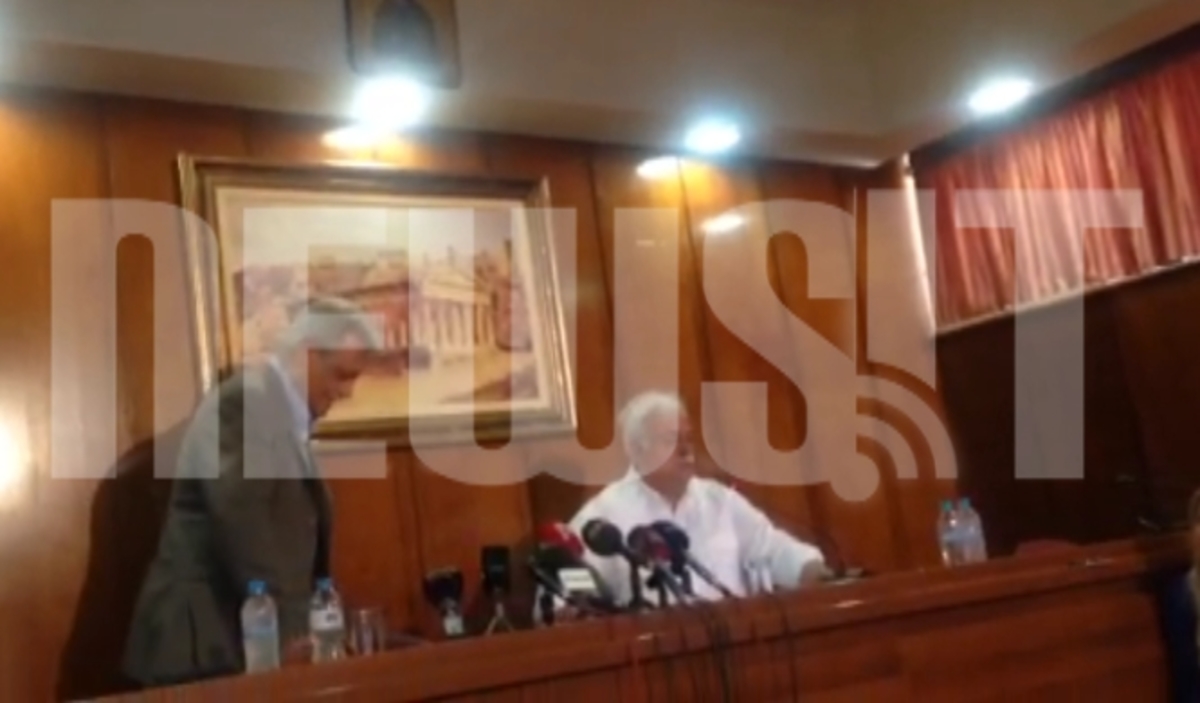 Παλαμάκια στον Δήμαρχο