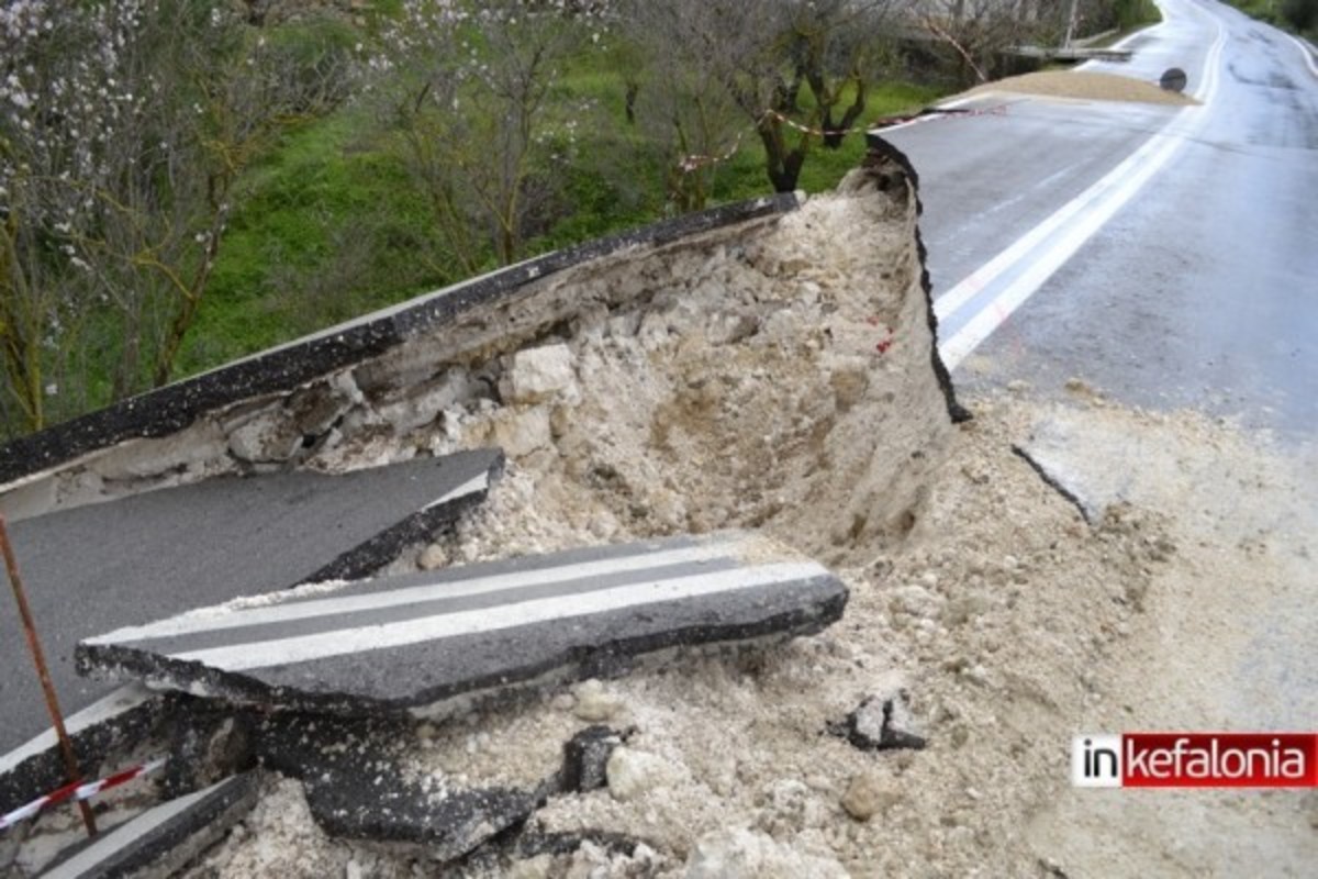 Ισοπεδώθηκαν τα πάντα! Εικόνες καταστροφής από τους σεισμούς στην Κεφαλονιά – Μάχη με το χρόνο για να αποκατασταθούν οι ζημιές – Συγκλονιστικές ΦΩΤΟ