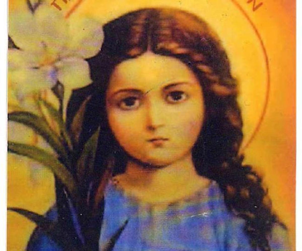 Θαυμάστε τη σπάνια Παναγία τριών ετών!