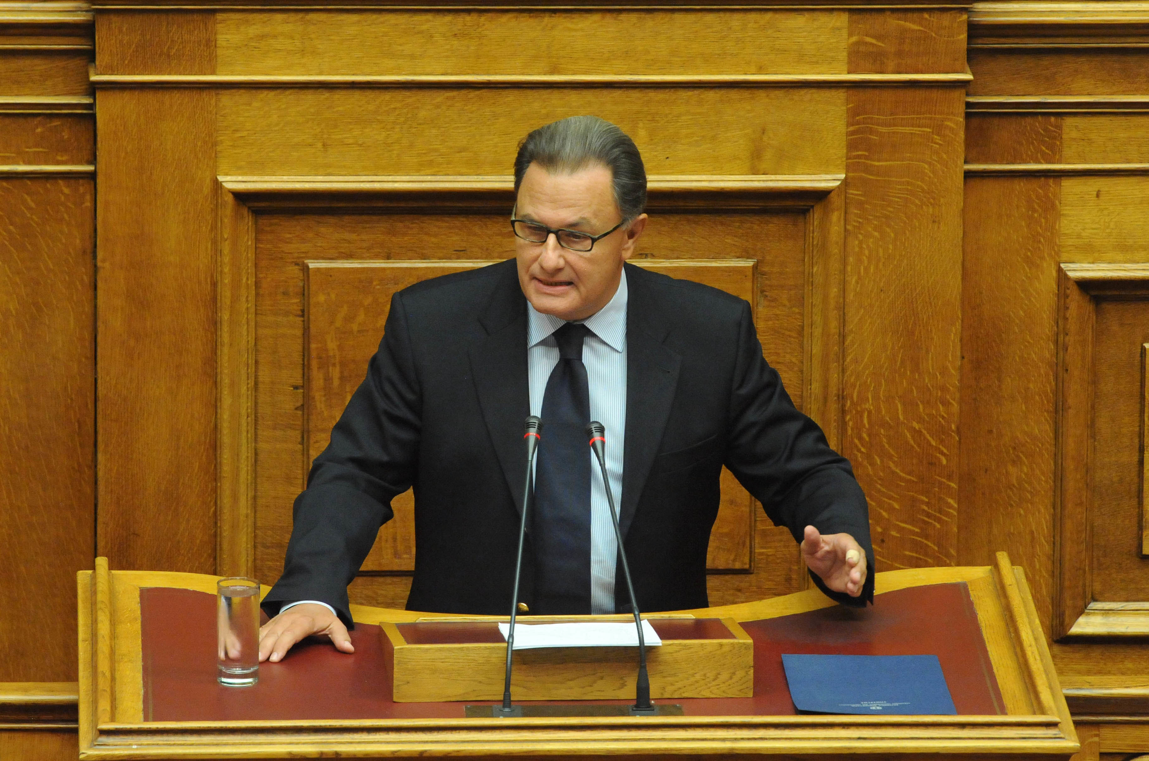 Η κυβέρνηση ανοίγει εθνικό διάλογο για την προστασία των πνευματικών δικαιωμάτων – Κατατίθεται νομοσχέδιο για τις θεατρικές σκηνές
