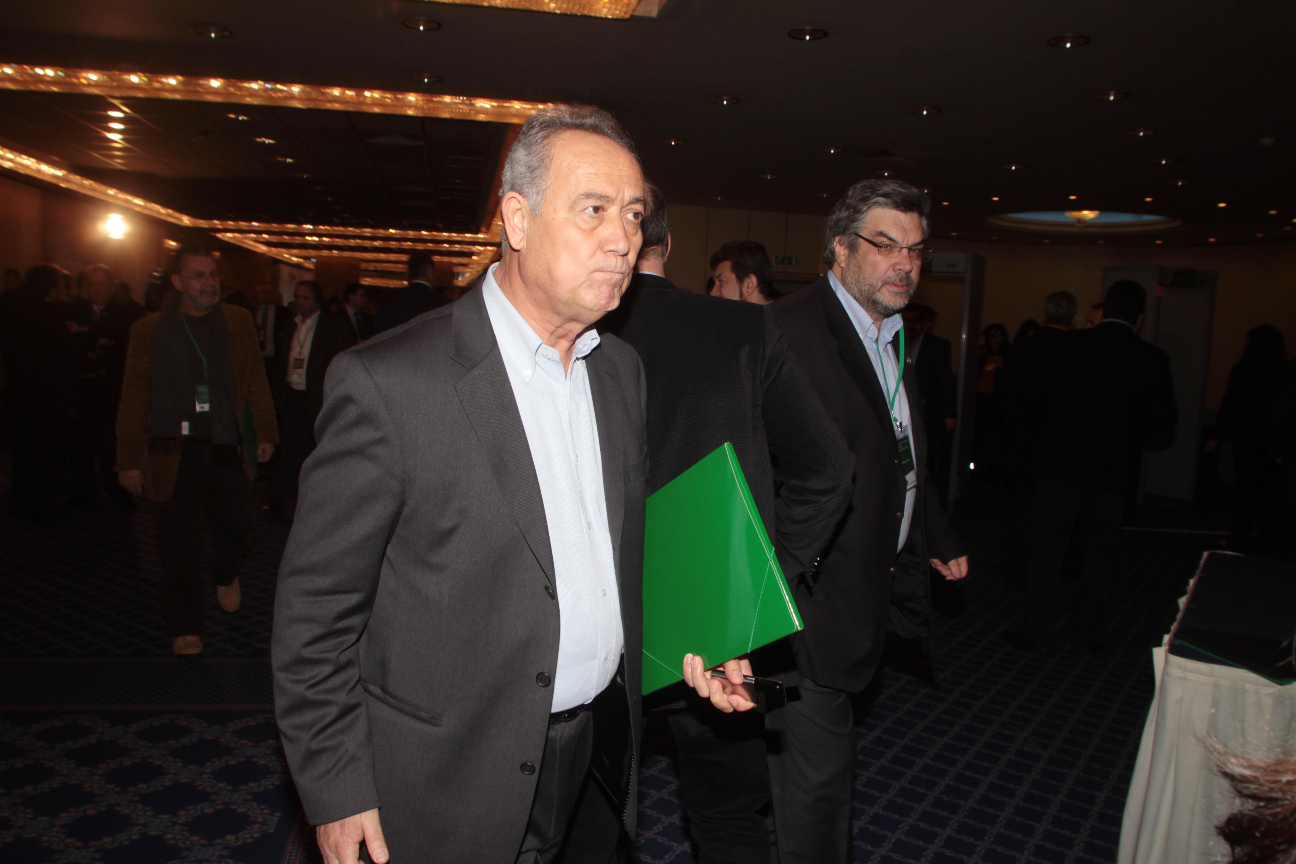 Παναγιωτακόπουλος: «Δε θα νομιμοποιήσω αποφάσεις που λαμβάνονται ερήμην του ΠΑΣΟΚ»