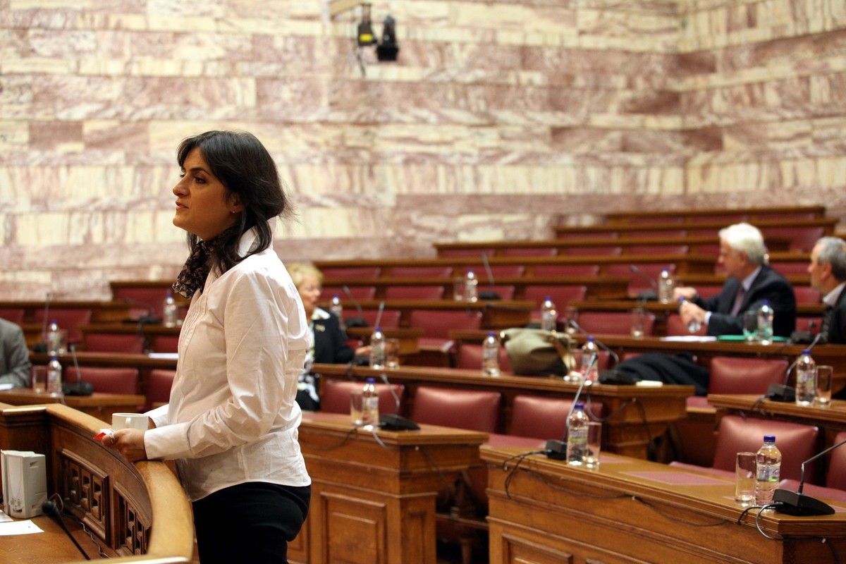 Την Παναρίτη προωθεί στο ΔΝΤ ο Βαρουφάκης
