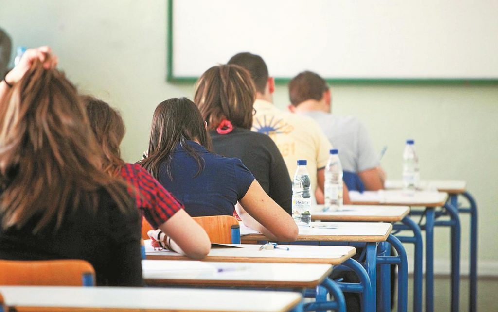 Πανελλήνιες 2015: Όλα όσα πρέπει να γνωρίζουν οι υποψήφιοι
