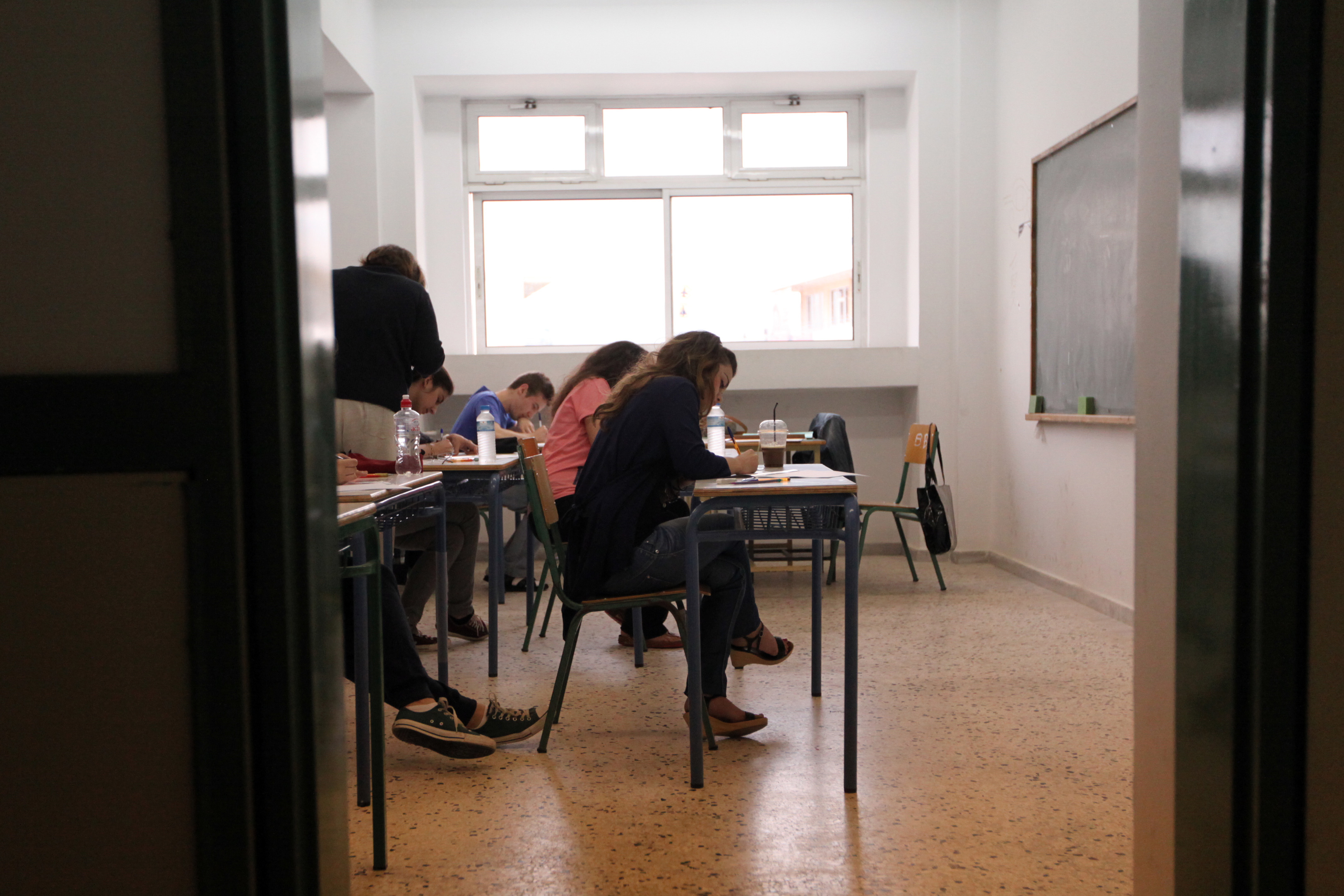 Από τη Δευτέρα οι αιτήσεις για τις πανελλαδικές εκετάσεις