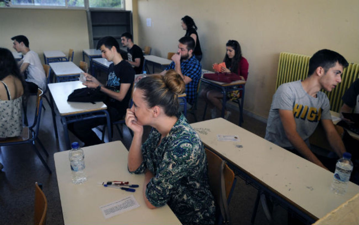Πανελλήνιες 2015: Τι πρέπει να προσέξουν και τι πρέπει να αποφύγουν οι μαθητές για το μάθημα της Νεοελληνικής Γλώσσας