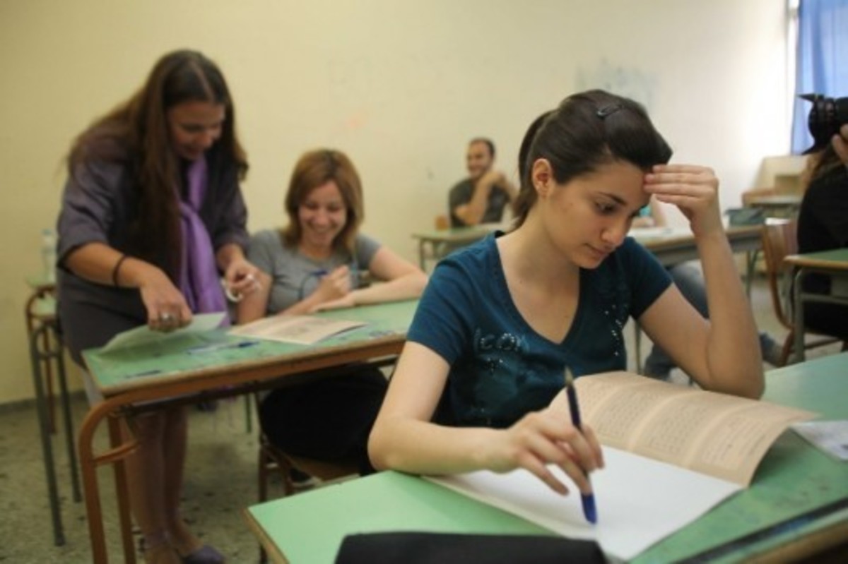 Πανελλήνιες 2015: Οι βάσεις 2014 και όσα πρέπει να γνωρίζετε για τις Πανελλαδικές