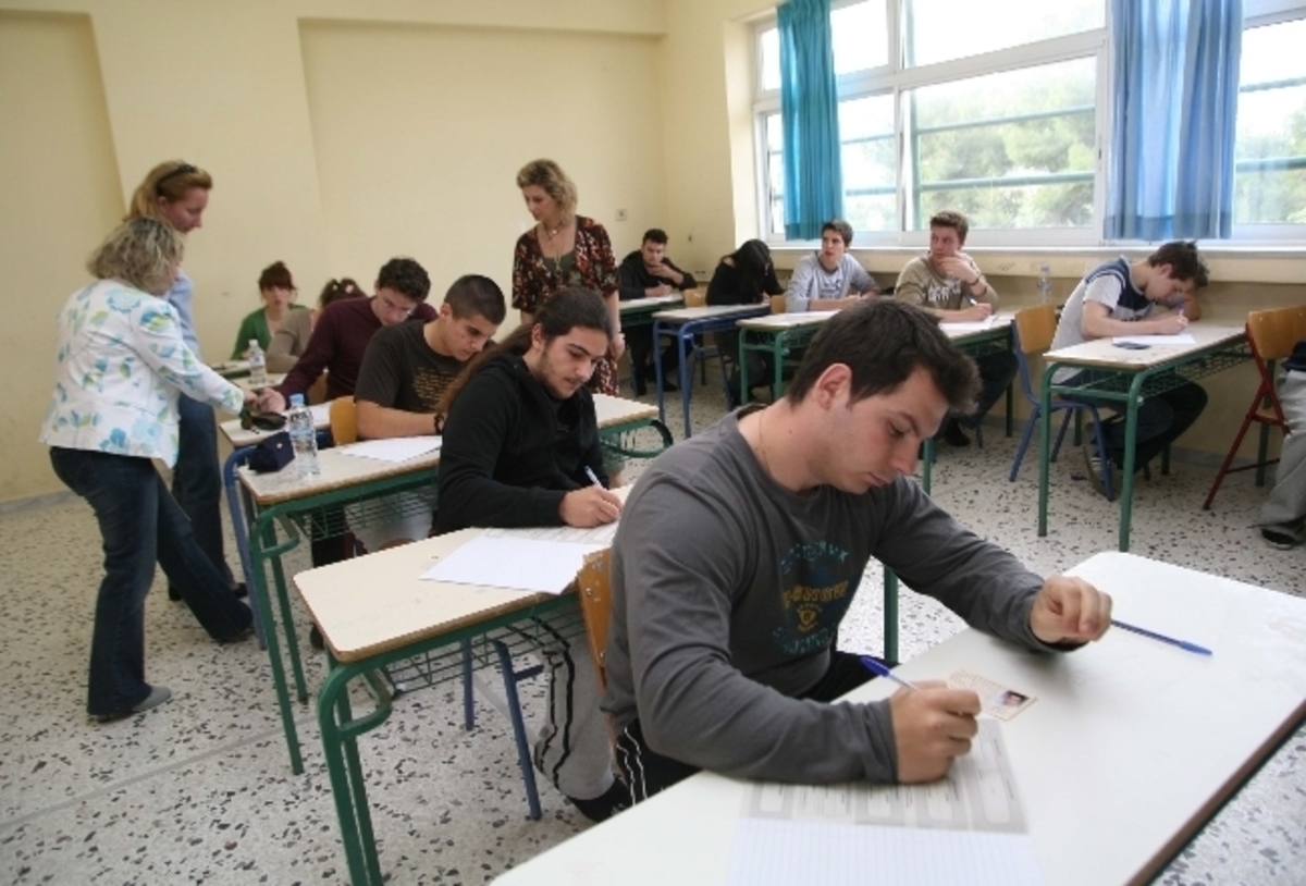 Πανελλήνιες 2015: Όσα πρέπει να γνωρίζετε για τις Πανελλαδικές 2015 και οι Βάσεις 2014