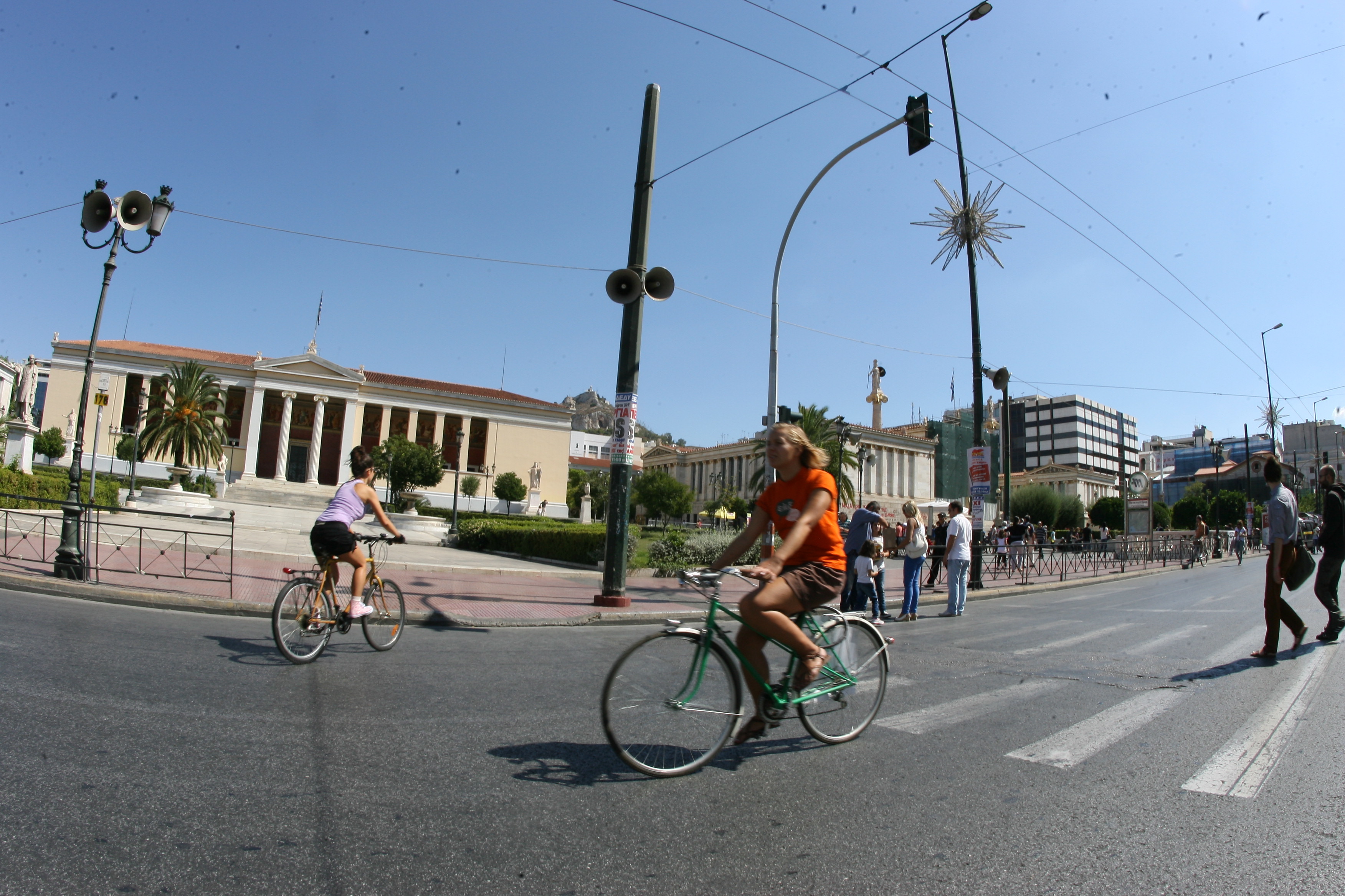 Τέλη του 2016 η ολοκλήρωση της ανάπλασης της οδού Πανεπιστημίου