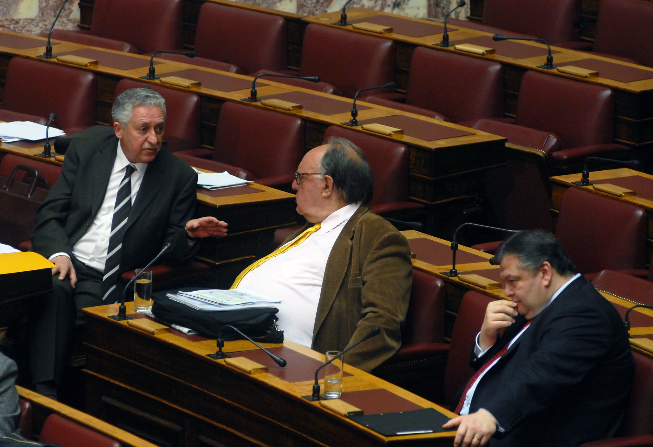 Ο Πάγκαλος ξαναχτυπά: Λάθος το μαζί τα φάγαμε! Μαζί τα τρώμε, αβέρτα!