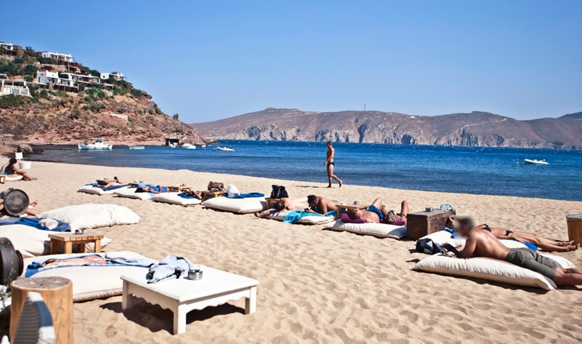 «Πόσο ηλίθιος μπορεί να είναι κάποιος ώστε να νομίζει ότι κάναμε 69 στον Πάνορμο»;