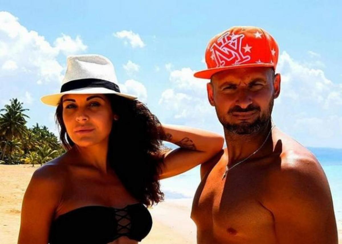 Survivor: Οι πρώτες φωτογραφίες του μάνατζερ ράγκμπι μετά την αποχώρηση! Με την Κολιδά στην παραλία