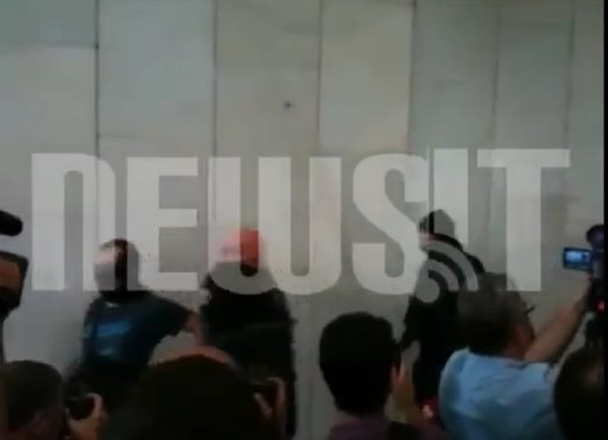 Μεταγωγή βουλευτών ΧΑ