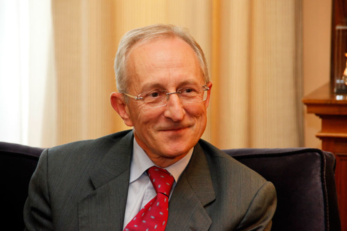 Ο πρώην Διοικητής της ATEBank έβγαλε στο εξωτερικό 8 εκατ. ευρώ