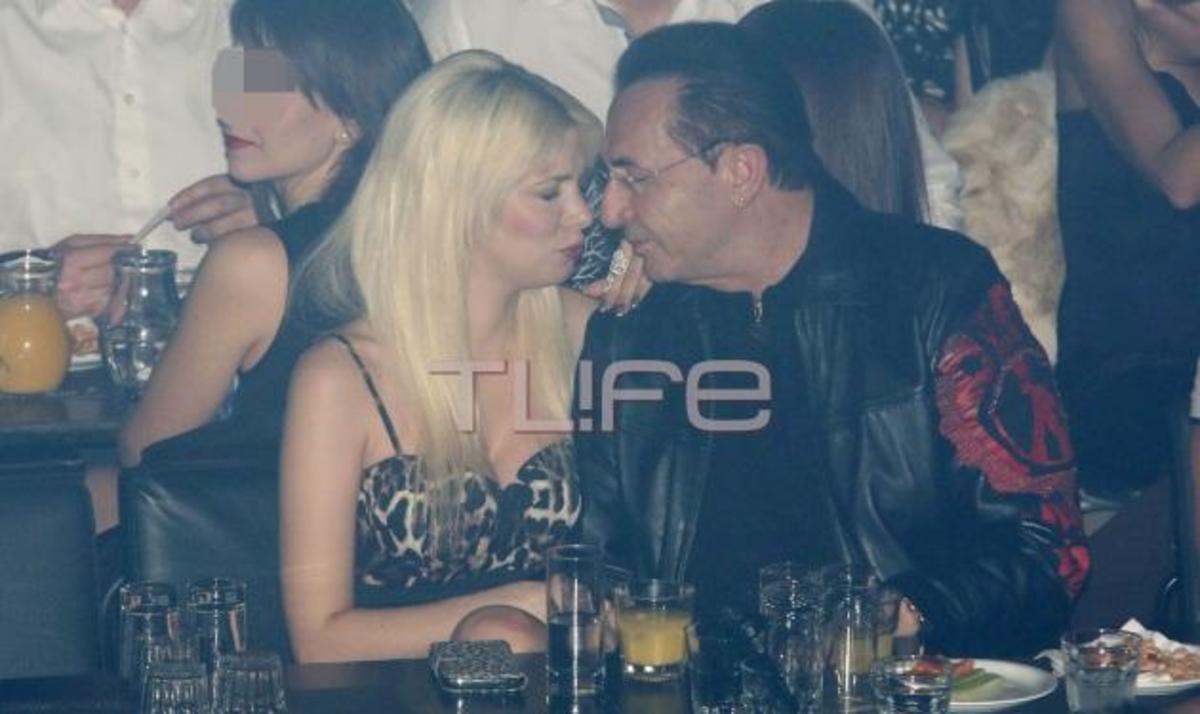 Λευτέρης Πανταζής: Αγκαλιές και φιλιά με τη νέα του σύντροφο! Φωτογραφίες