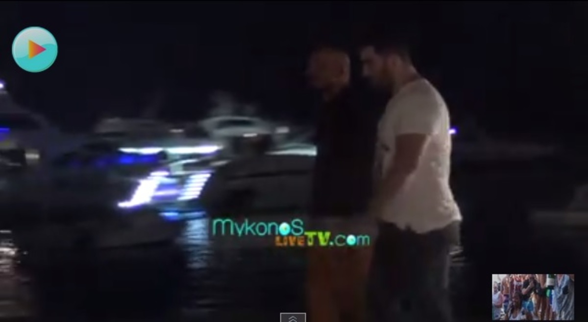 ΔΕΙΤΕ τα νυχτοπερπατήματα του Παντελή Παντελίδη στη Μύκονο!