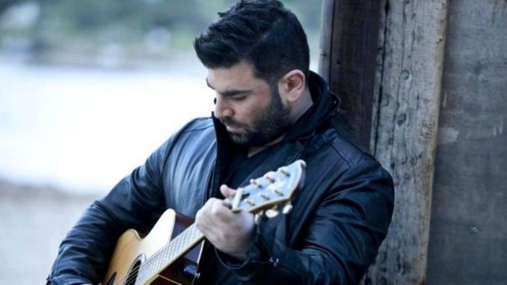 Παντελής Παντελίδης: Συγκινεί με το μήνυμα και την κοινή τους φωτογραφία ο Χάρης Λεμπιδάκης