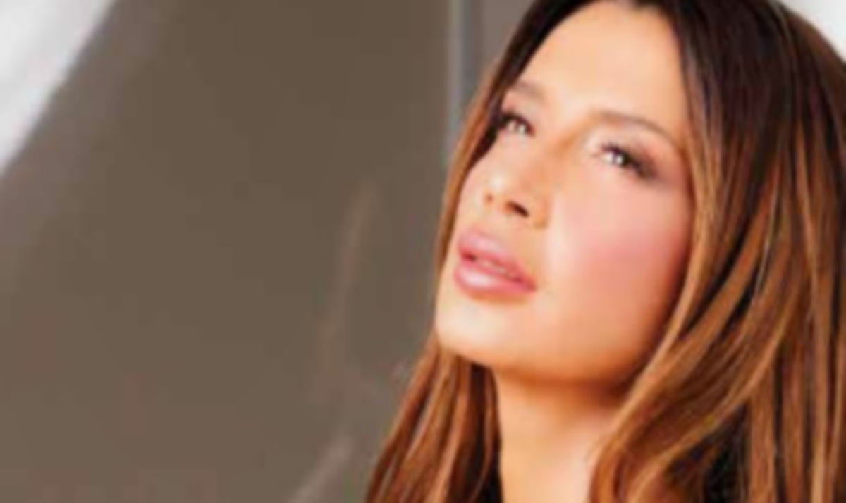 Πάολα: Αποκαλύπτει πως της την έχουν πέσει… γυναίκες!