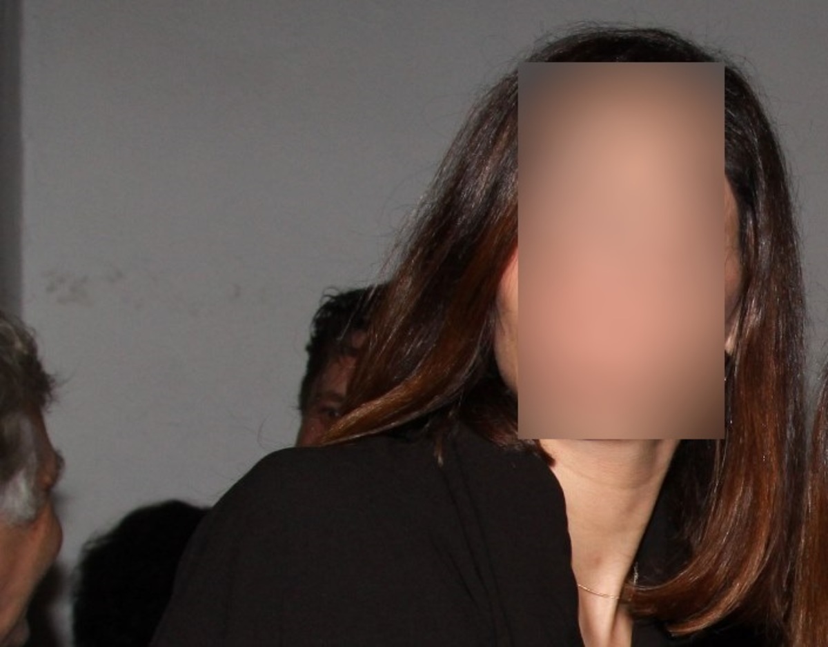 «Είναι καλό να μπορείς να κρύβεις κάποια χρόνια από μόνη σου»