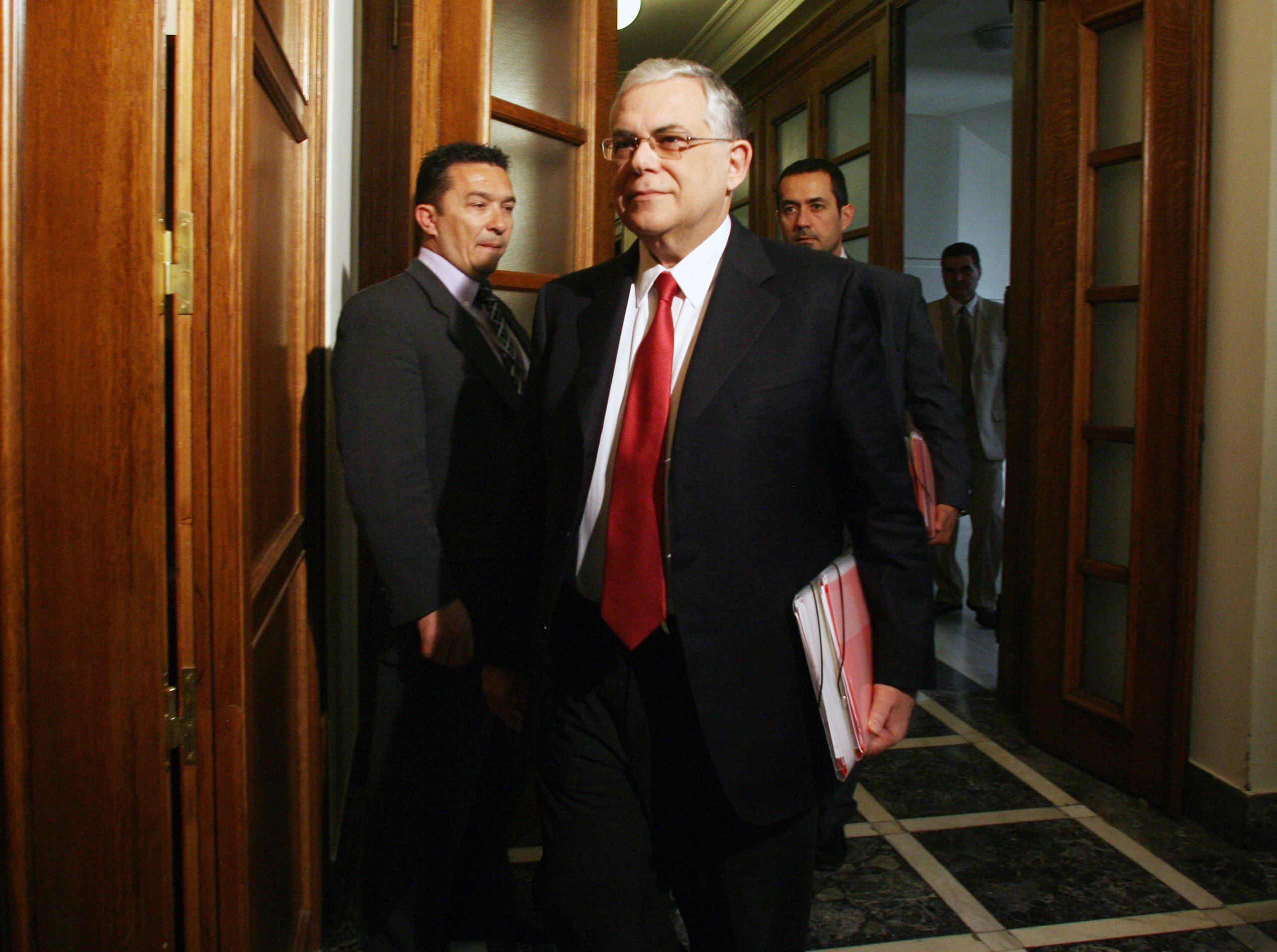 Πράσινο φως από το υπουργικό για την ανακεφαλοποίηση των τραπεζών