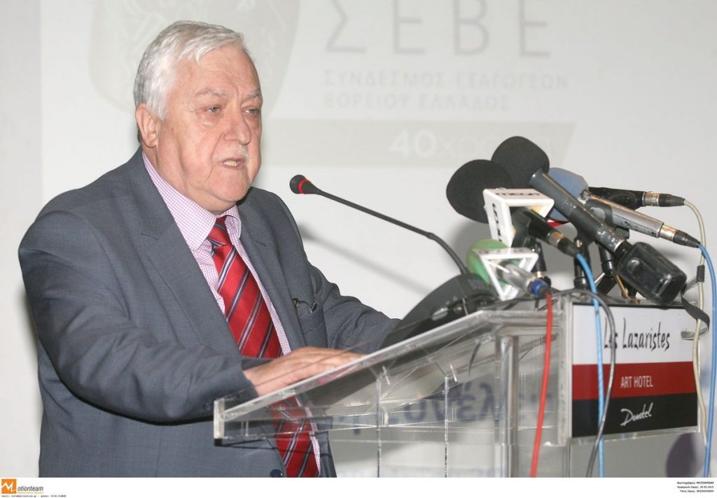 Αλέκο Παπαδόπουλε πες μας ποιοι να πληρώσουν το πολύ σκληρό δικό σου λογαριασμό