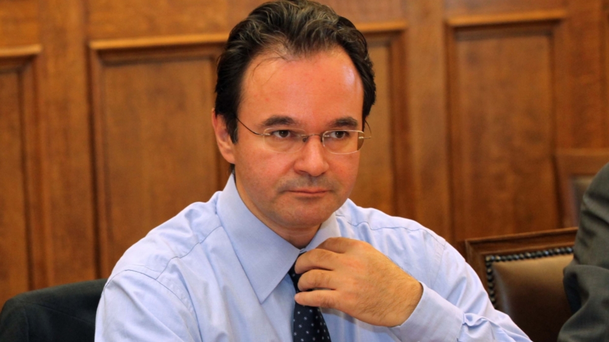 Τα άκουγε επι 4,5 ώρες από βουλευτές του κόμματός του ο Γ.Παπακωνσταντίνου!