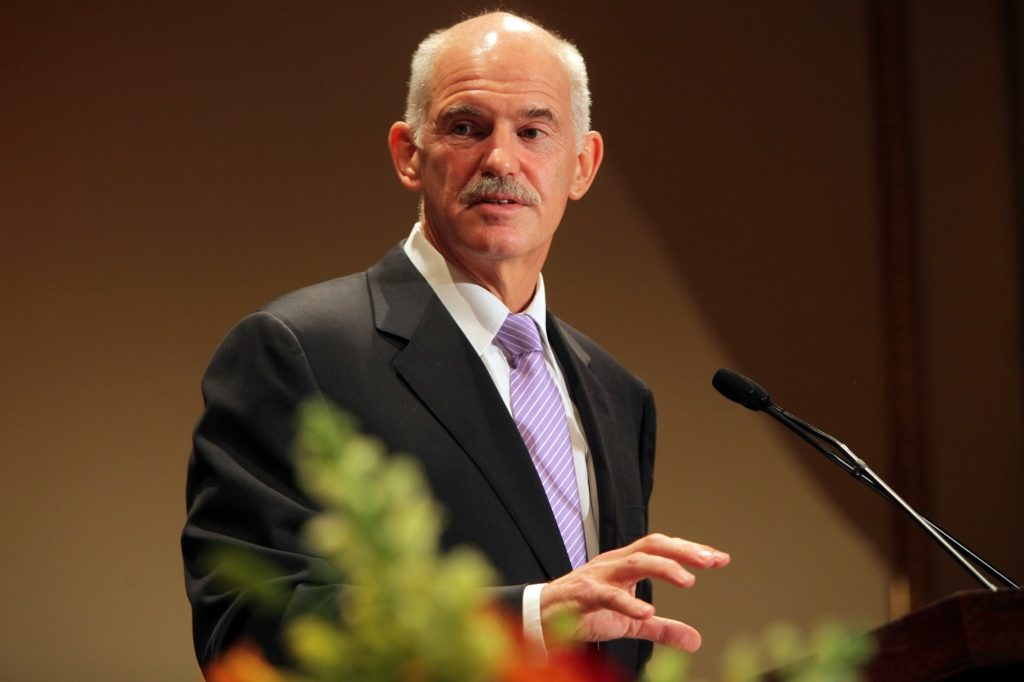 Παπανδρέου στο Reuters: “Δεν θα αυξήσουμε τον ΦΠΑ”