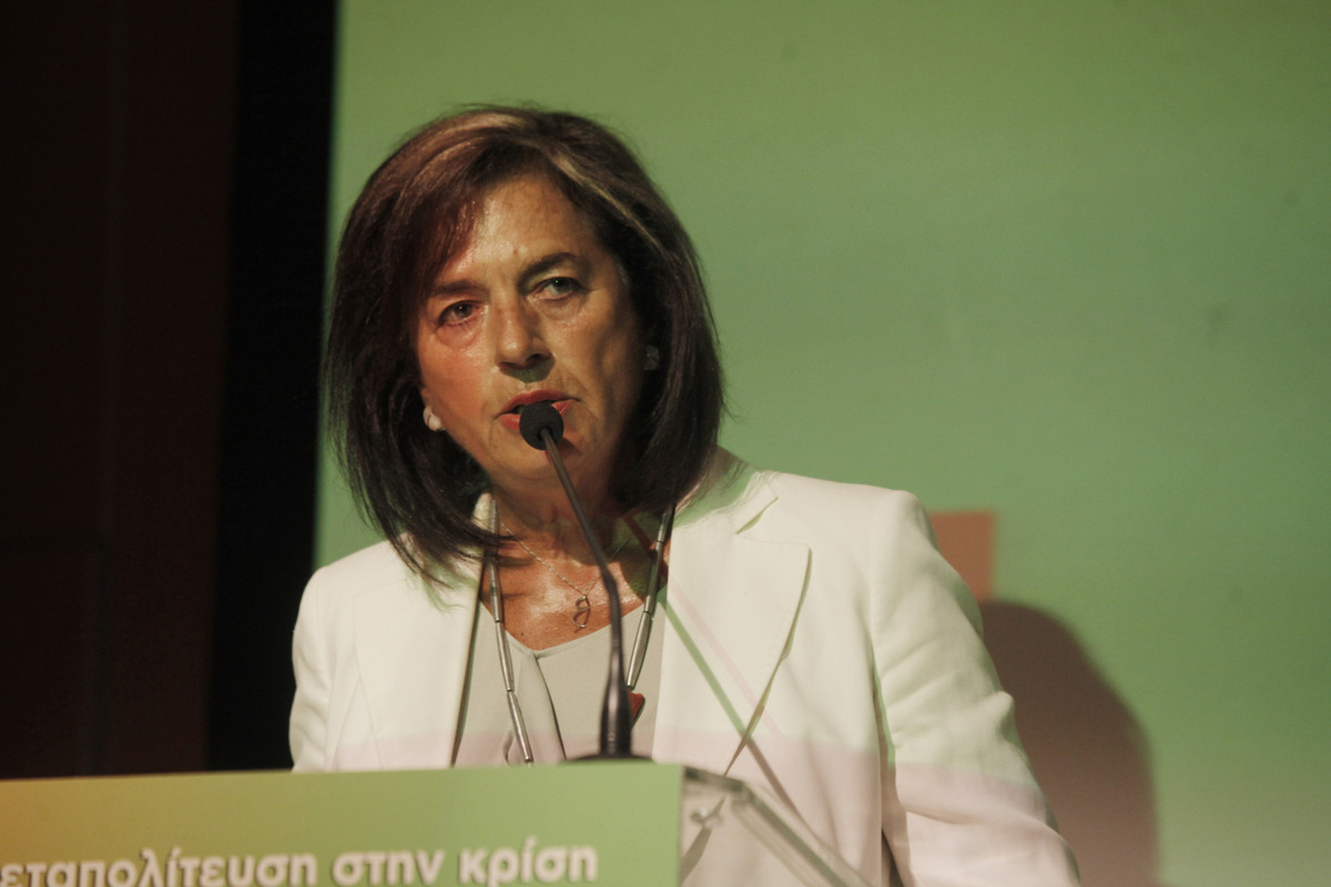 Η Βάσω Παπανδρέου ζητά από τον Άρειο Πάγο να ελεγχθεί άμεσα από το ΣΔΟΕ