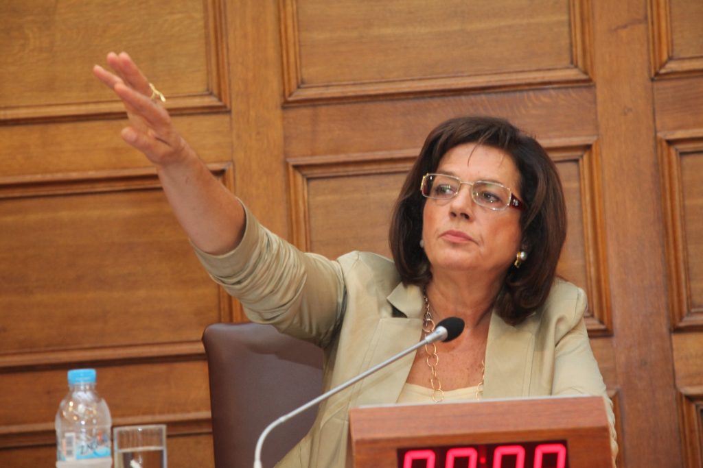 Εξάψαλμος Βάσως Παπανδρέου κατά Προβόπουλου για τα bonus