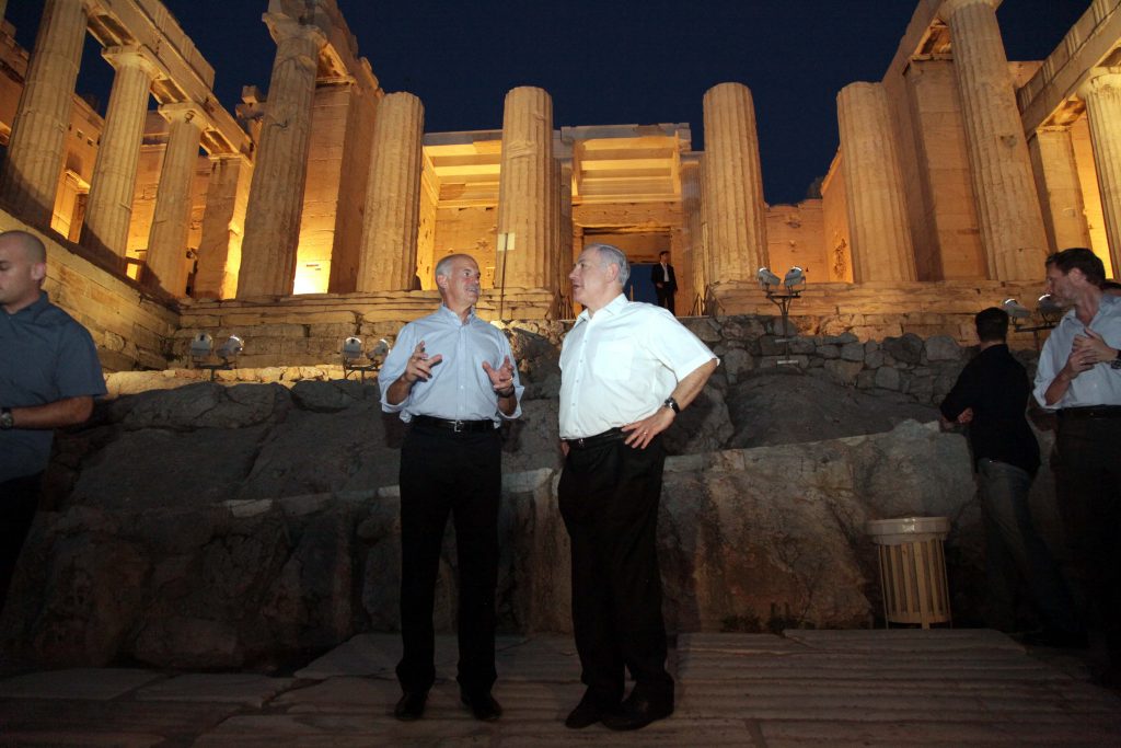 “Απρόσμενος συνήγορος” των Ελλήνων ο ισραηλινός πρωθυπουργός