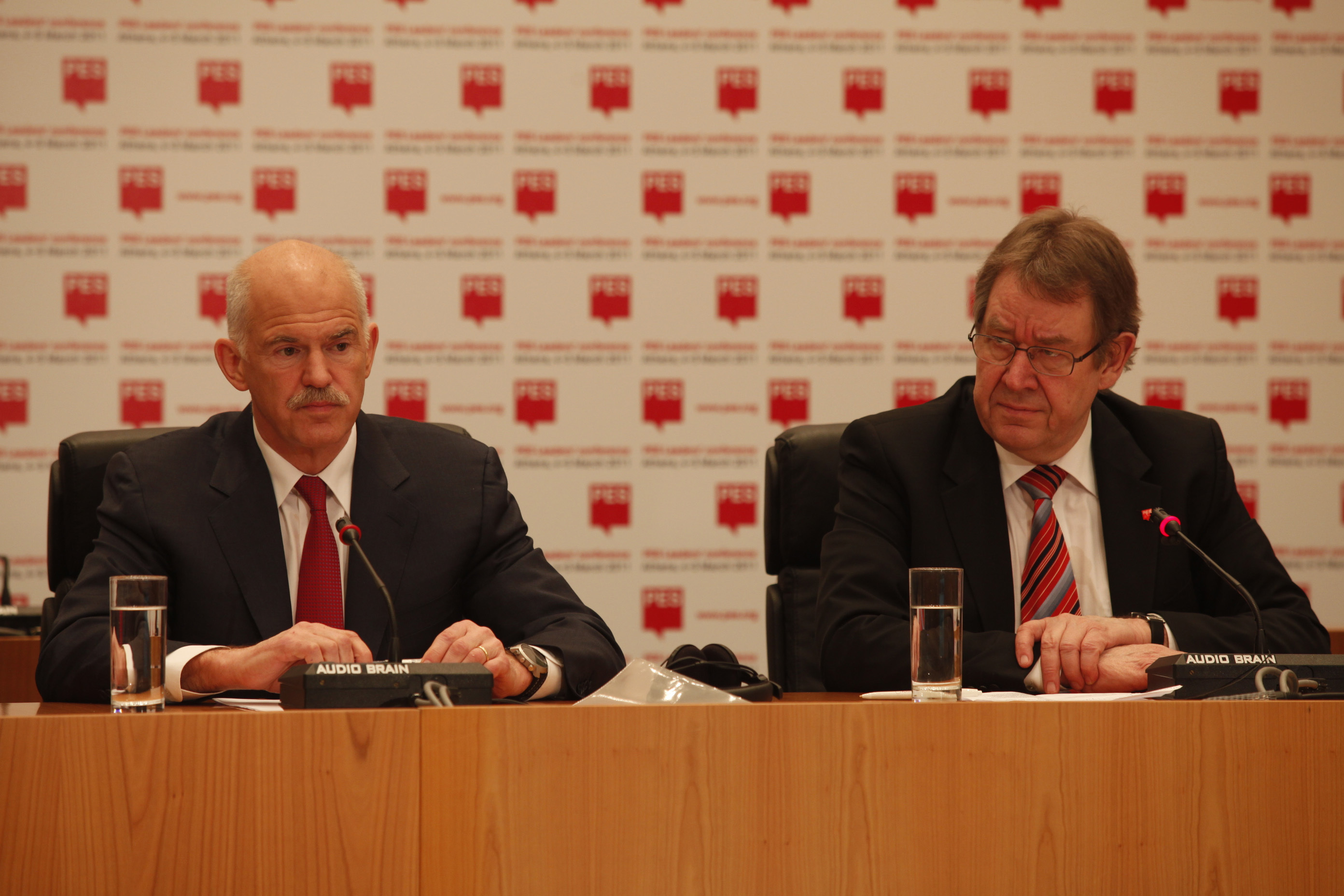 Αντίθετοι με τα σχέδια που προωθούνται στην Ευρωζώνη