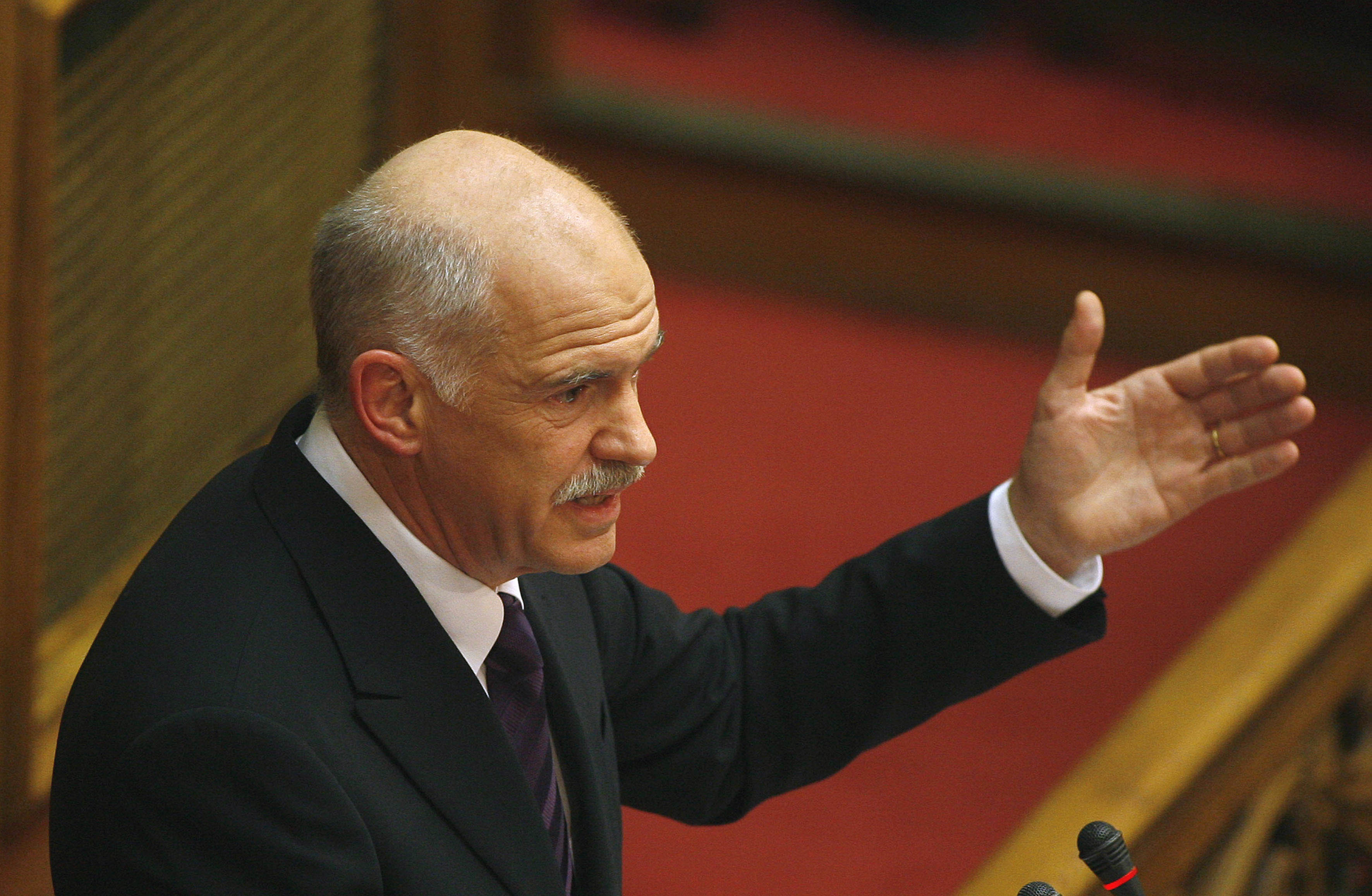 Γ. Παπανδρέου στη Figaro: Δεν αναδιαρθρώνεται το χρέος