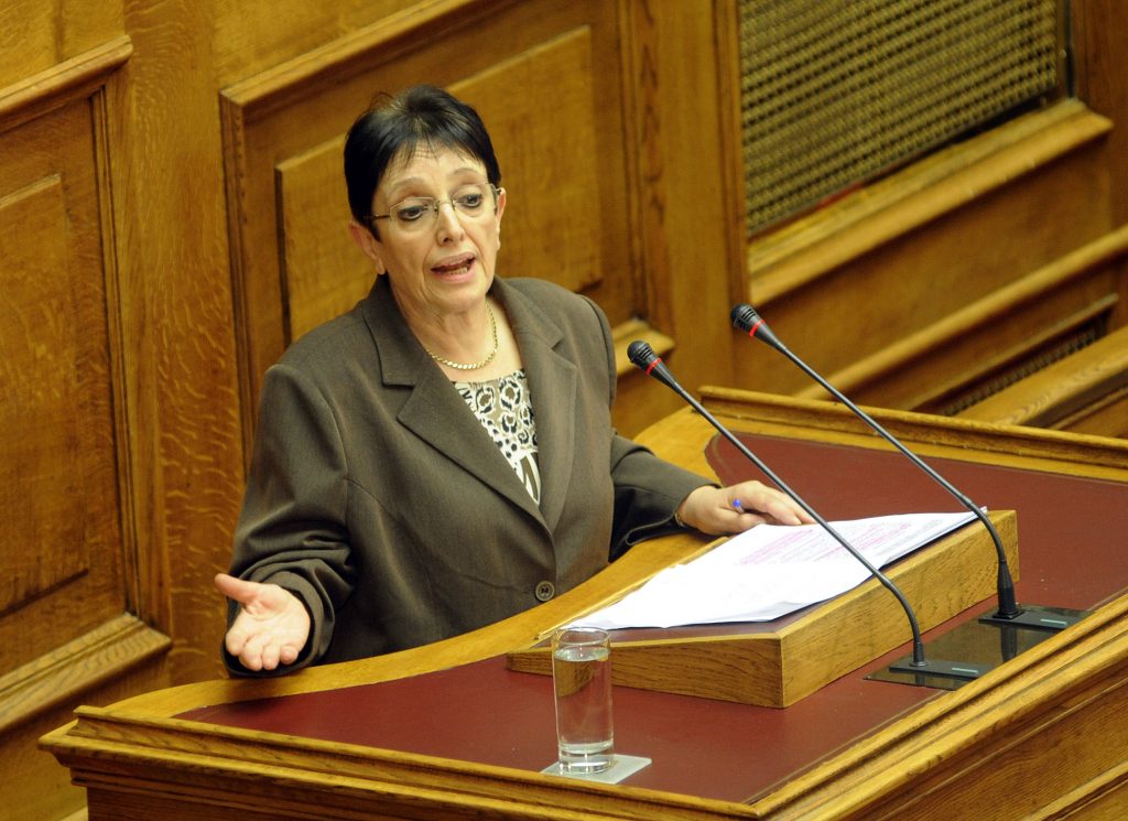 Σίγουρη η χρεοκοπία για την Αλέκα Παπαρήγα