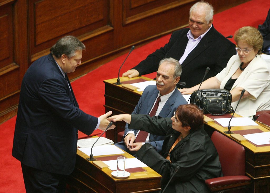 Συνάντηση Βενιζέλου – Παπαρήγα τη Δευτέρα