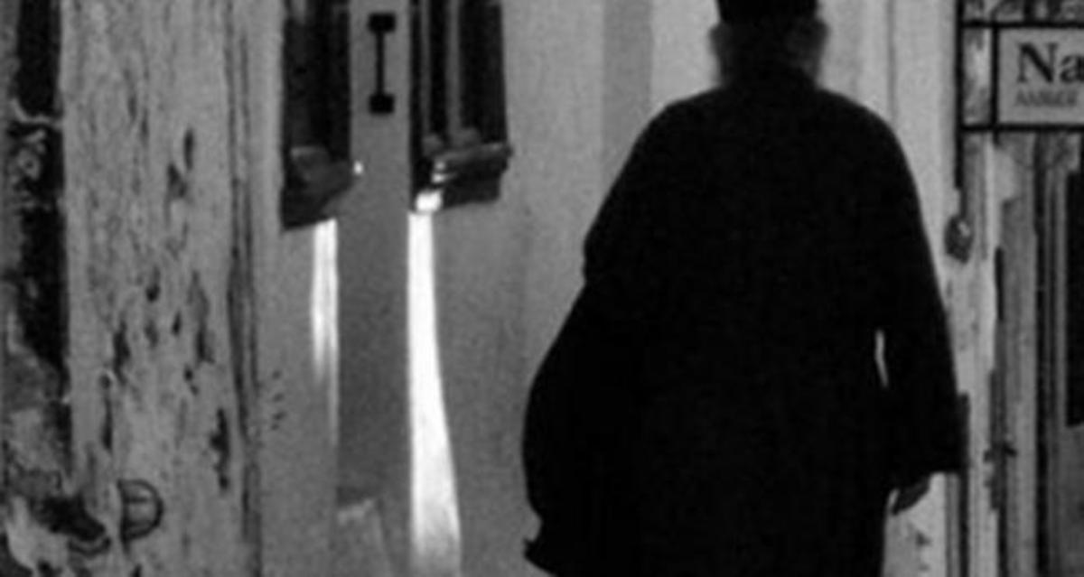 Ο παπάς ευλογάει πρώτα τα γένια του: Πώς προέκυψε η φράση
