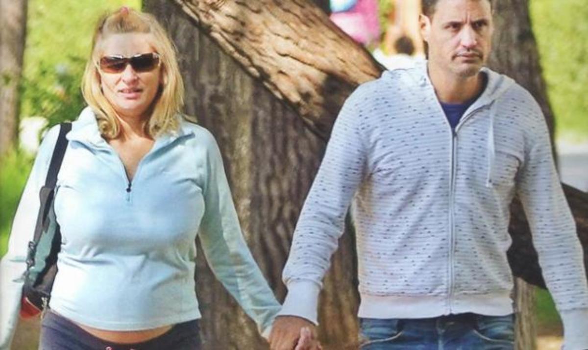 Θεοφανία Παπαθωμά: Σε τέσσερις μήνες θα γίνει μανούλα!