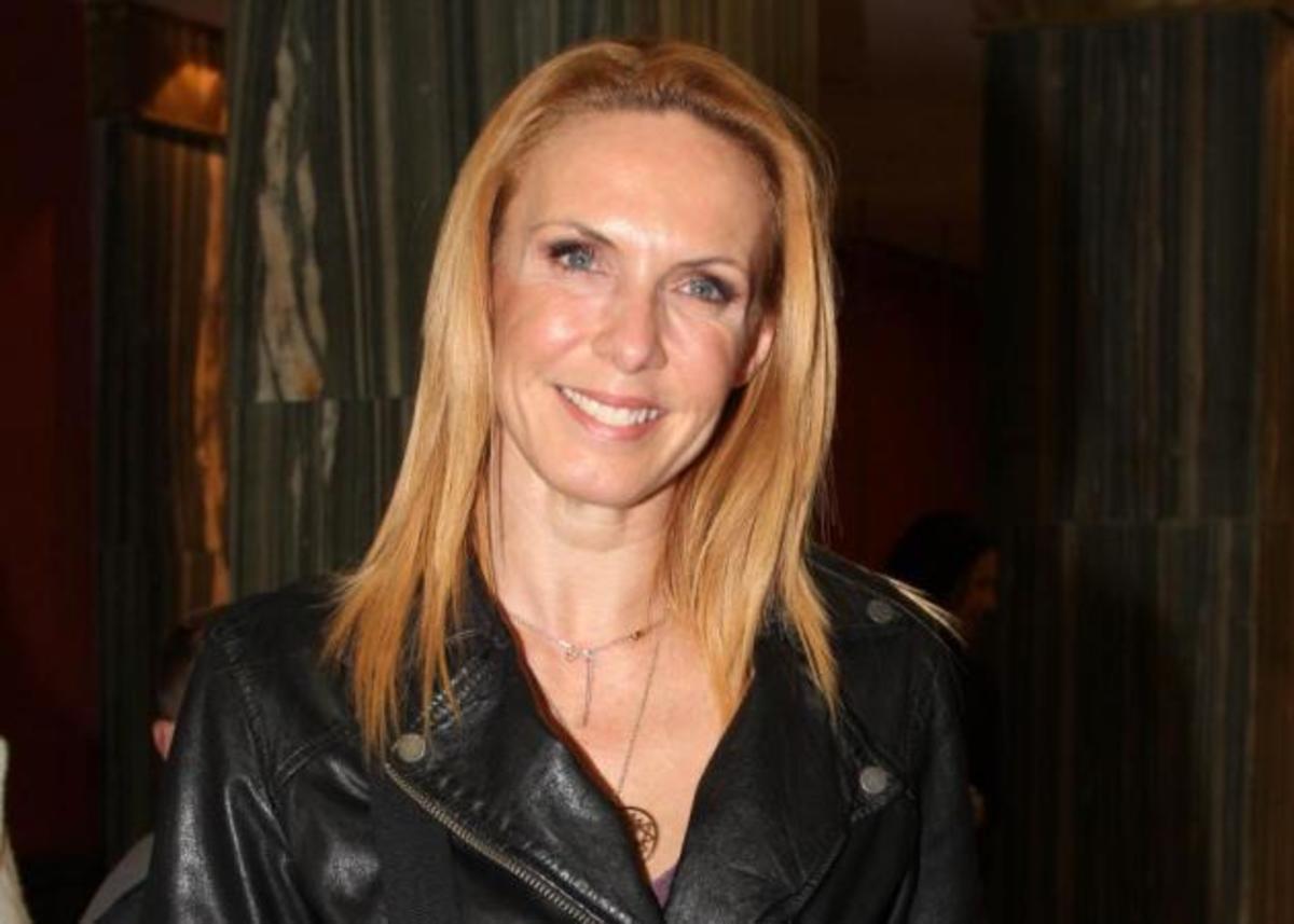 Η απίστευτη αλλαγή της Εβελίνας Παπούλια! Δες πώς έγινε!