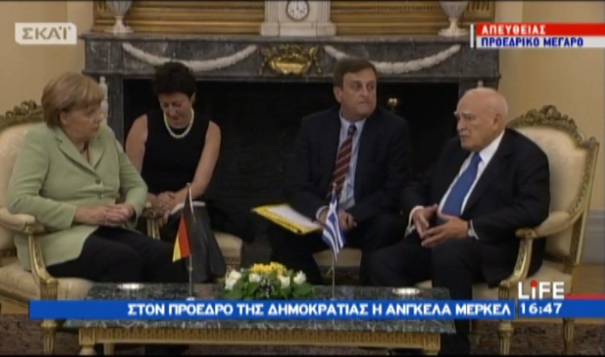 Μέρκελ στον Παπούλια