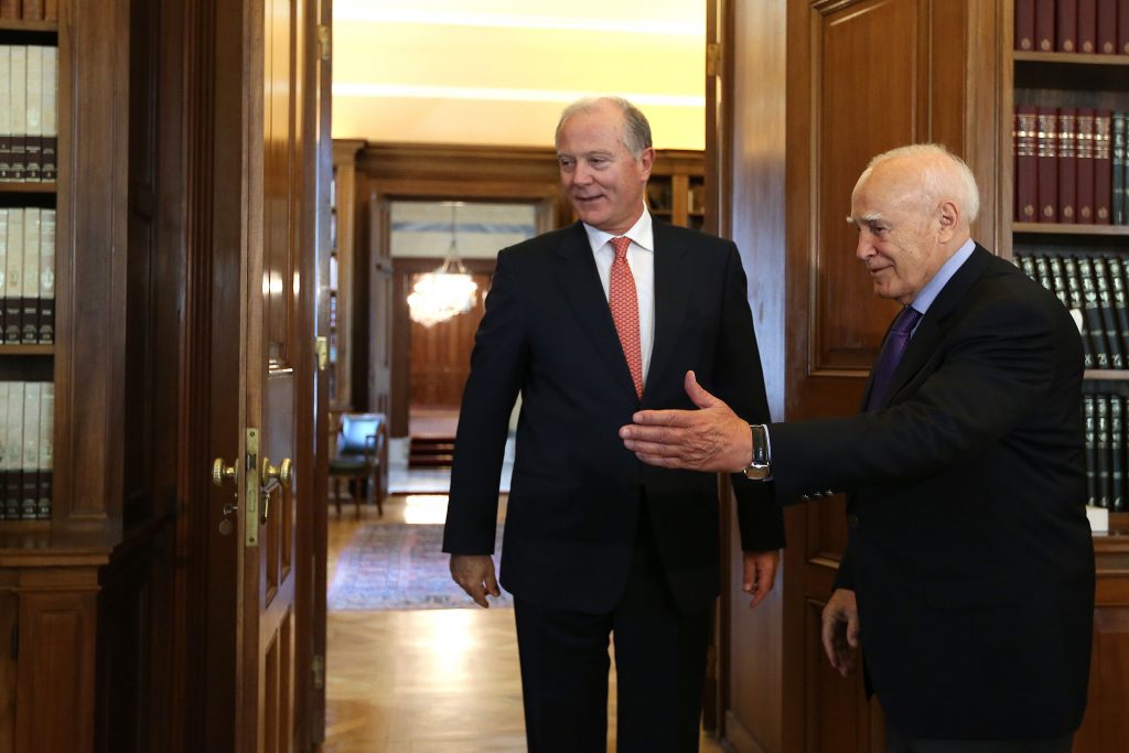 Παπούλιας σε Προβόπουλο: Πολύ σίγουρο σας βλέπω ότι είστε καλά