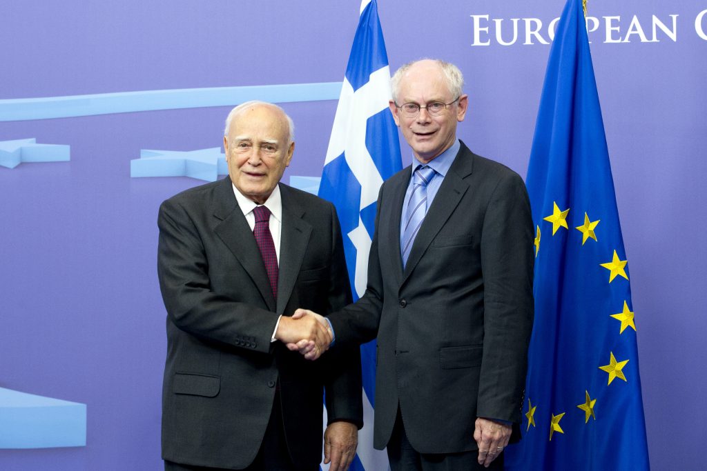 Παρέμβαση Παπούλια στη Σύνοδο Κορυφής: “Η Ελλάδα δέχεται αφόρητες πιέσεις”