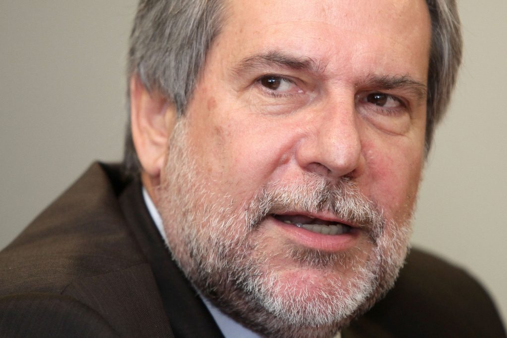 Παπουτσής: Κάποιοι θέλουν την Ελλάδα της καταστροφής